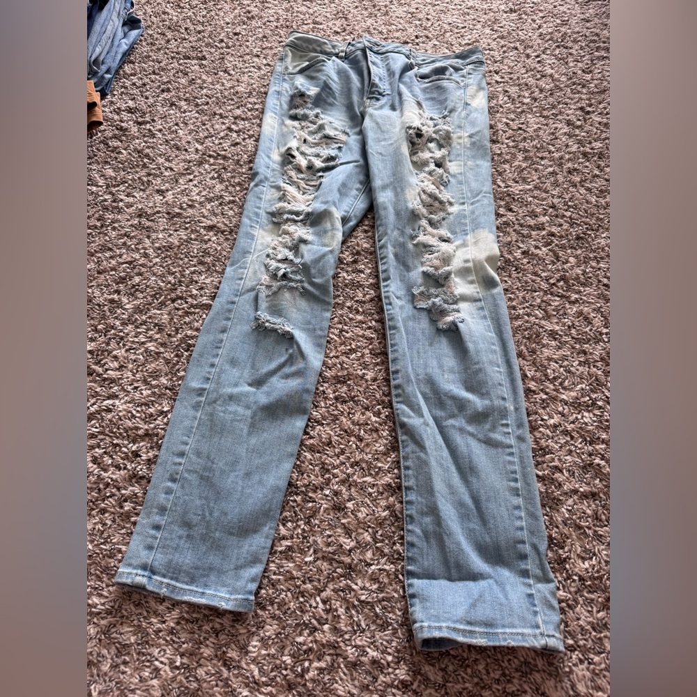 American Eagle Outfitters Light Blue Distressed Straight Leg Jeans